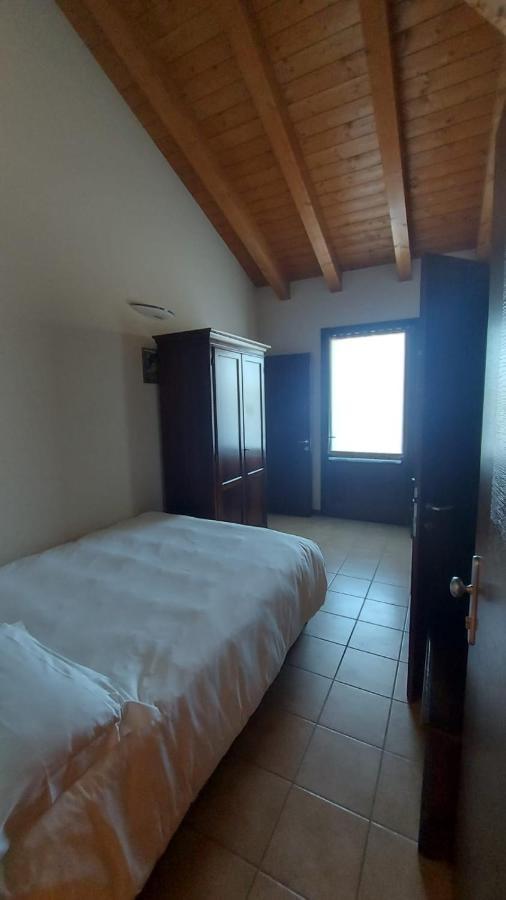 Agriturismo Olistella 팔라쫄로델로스텔라 외부 사진