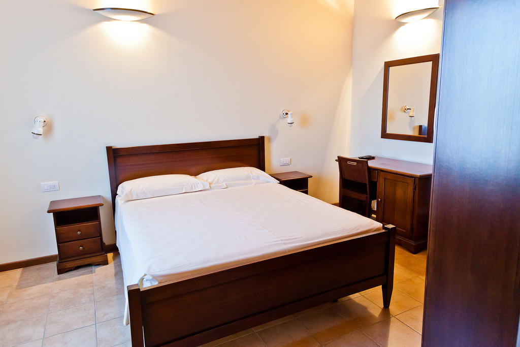 Agriturismo Olistella 팔라쫄로델로스텔라 객실 사진