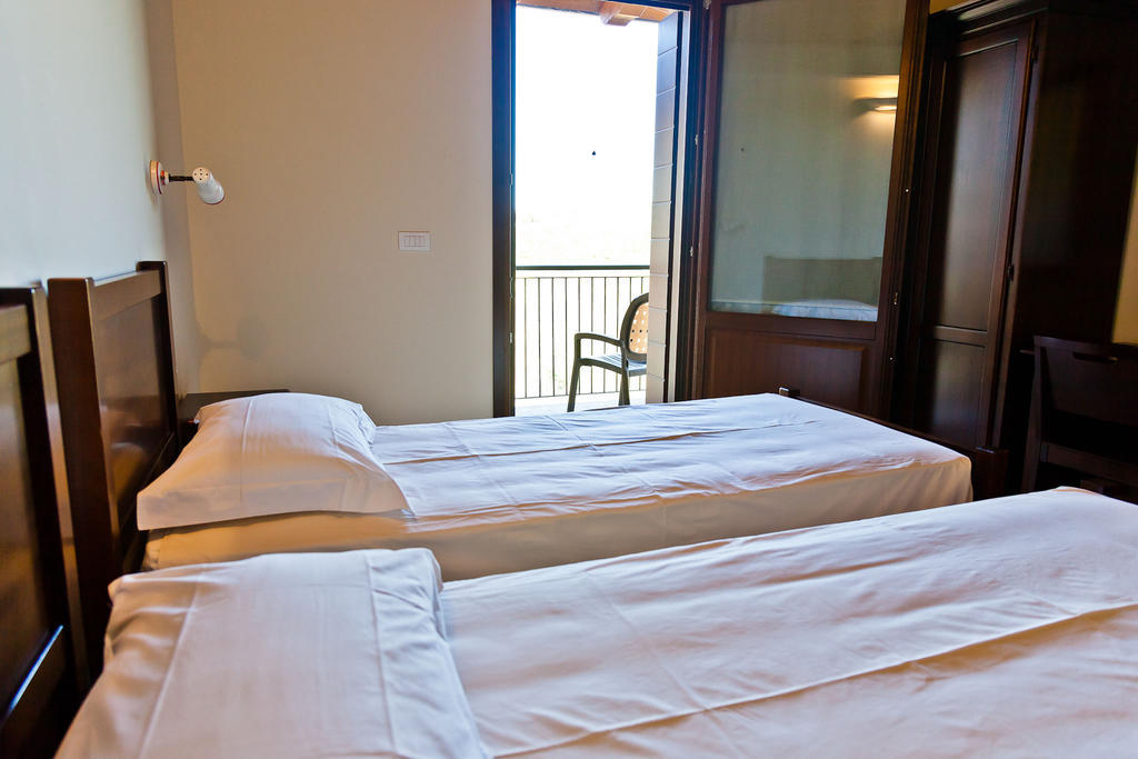 Agriturismo Olistella 팔라쫄로델로스텔라 객실 사진