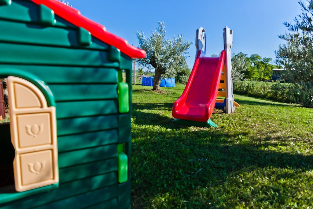 Agriturismo Olistella 팔라쫄로델로스텔라 외부 사진
