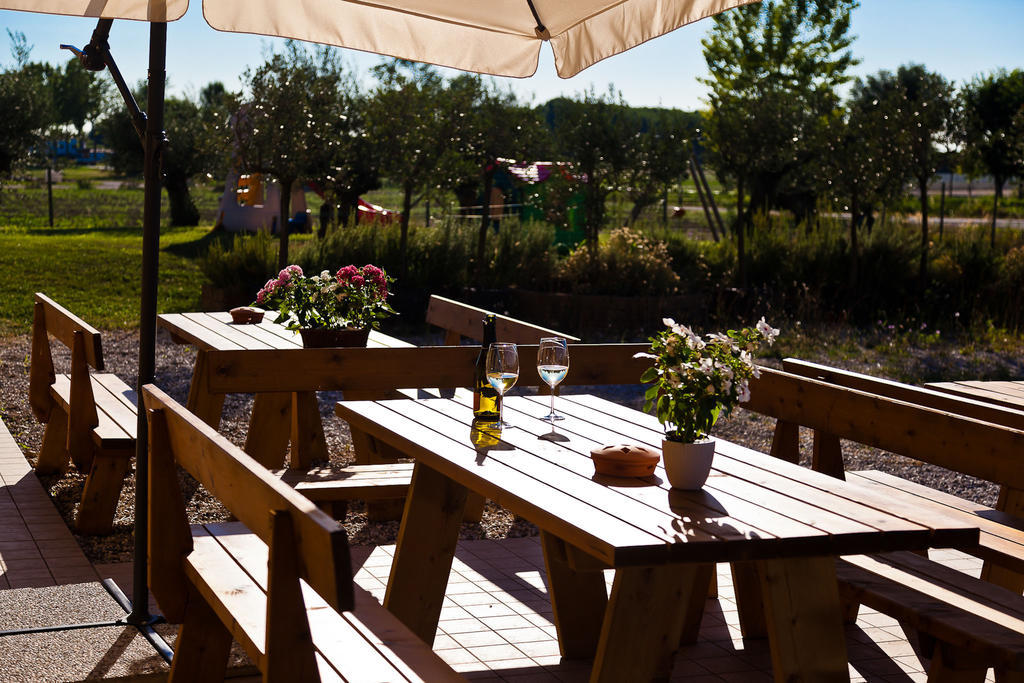 Agriturismo Olistella 팔라쫄로델로스텔라 외부 사진
